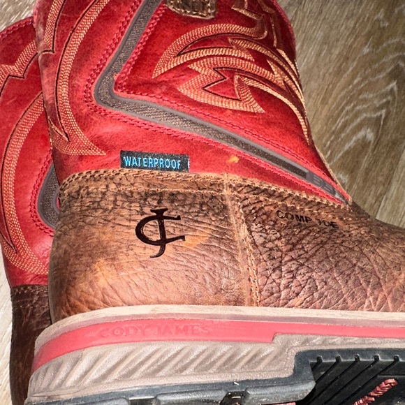 Cody James  Brown and Red Western Boots - Picture 4 of 6